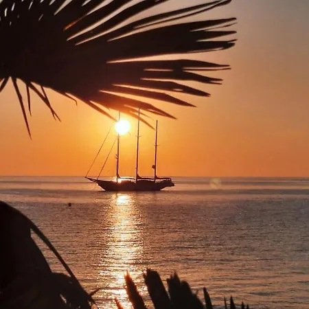 Mar-beach Front In * Jávea