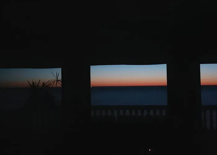 Mar-beach Front In Appartement *