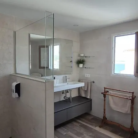 Mar-beach Front In Appartement